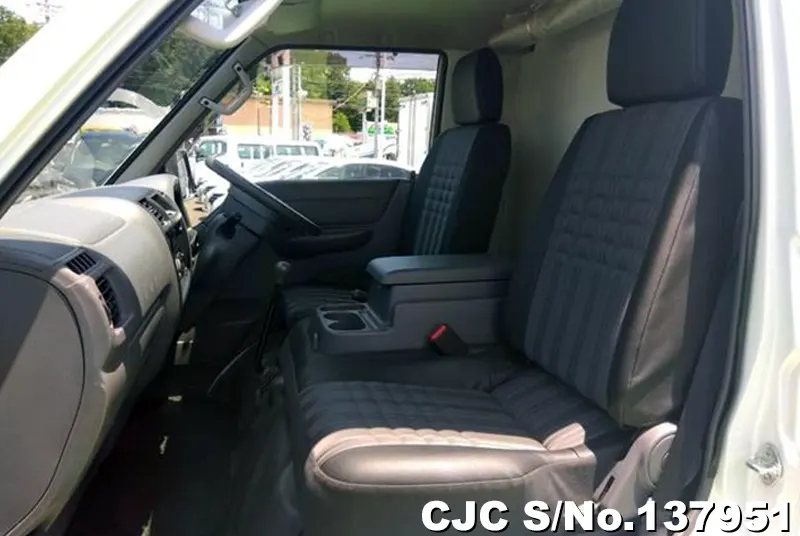 2018 Mazda / Bongo Stock No. 137951