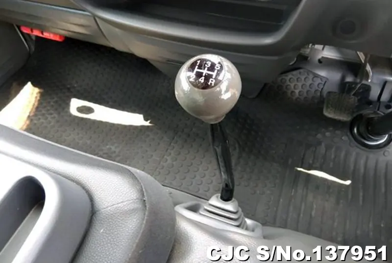 2018 Mazda / Bongo Stock No. 137951
