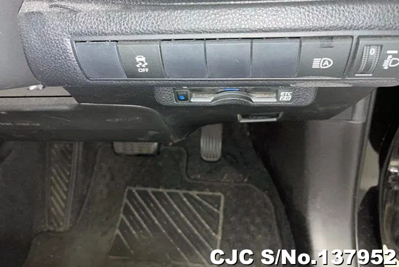 2019 Toyota / Corolla Touring Stock No. 137952