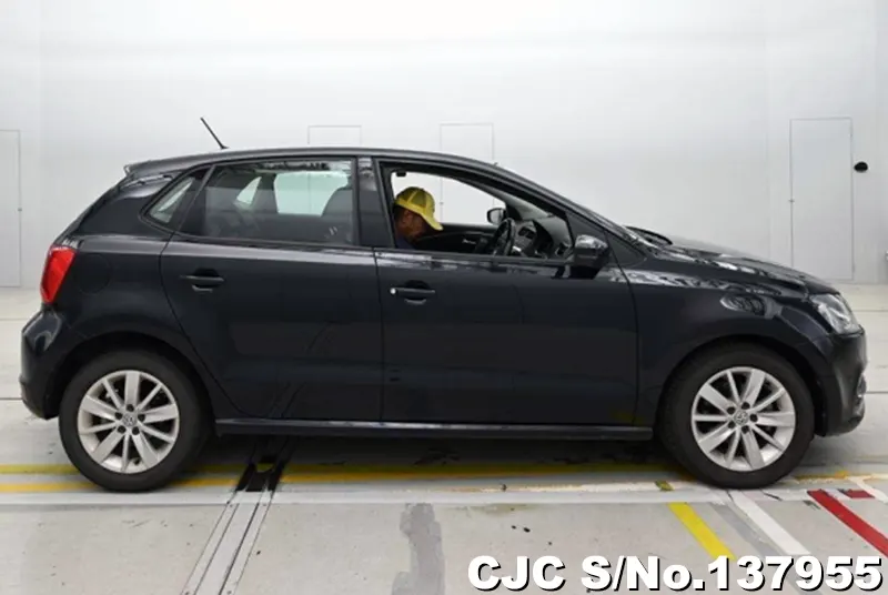 2015 Volkswagen / Polo Stock No. 137955
