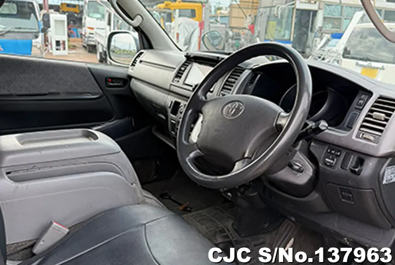 2008 Toyota / Hiace Stock No. 137963