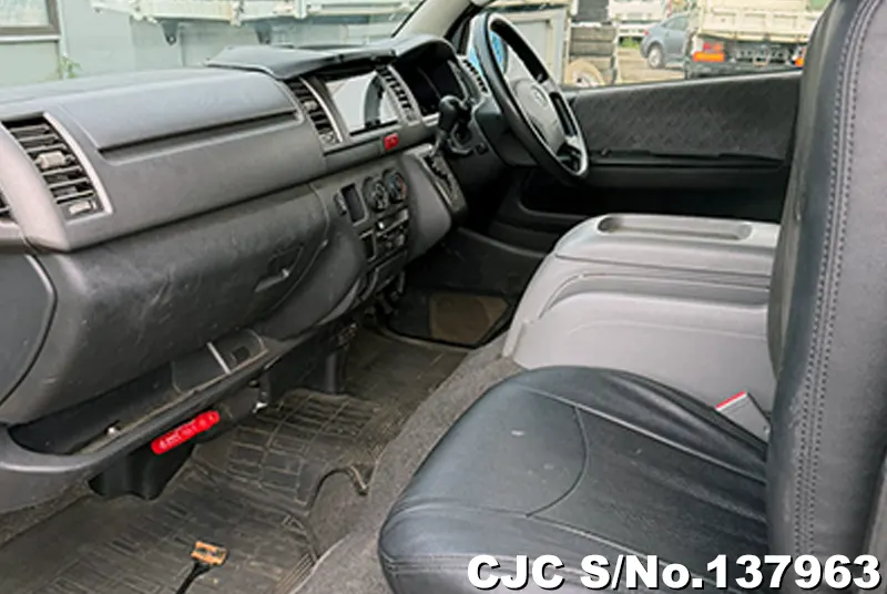 2008 Toyota / Hiace Stock No. 137963