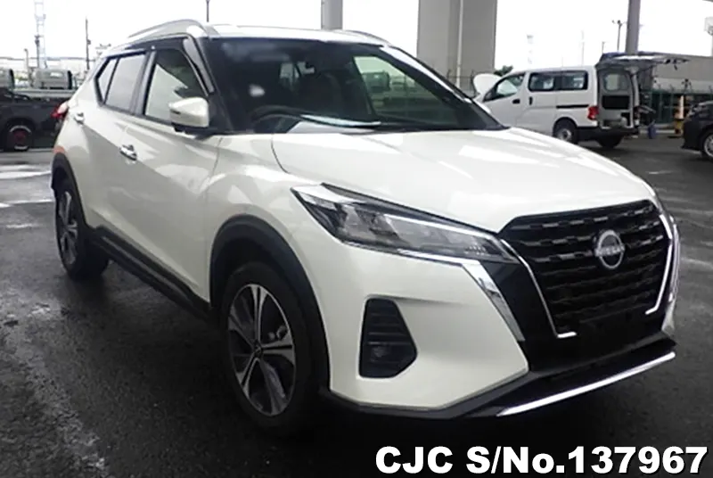 2025 Nissan / Kicks Stock No. 137967