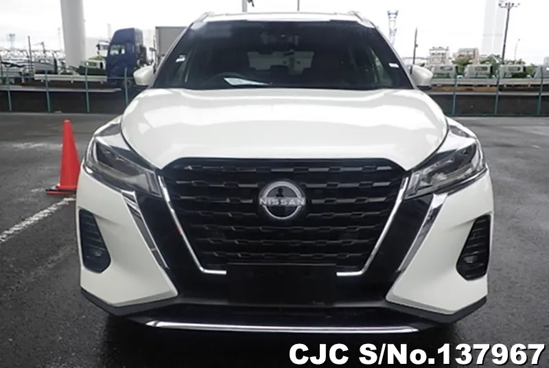 2025 Nissan / Kicks Stock No. 137967