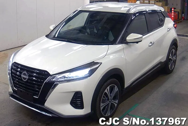 2025 Nissan / Kicks Stock No. 137967