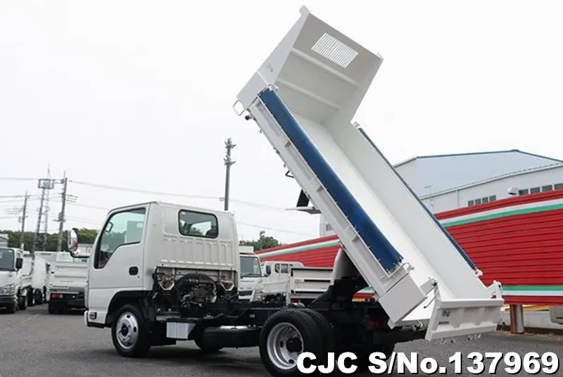 2019 Isuzu / Elf Stock No. 137969