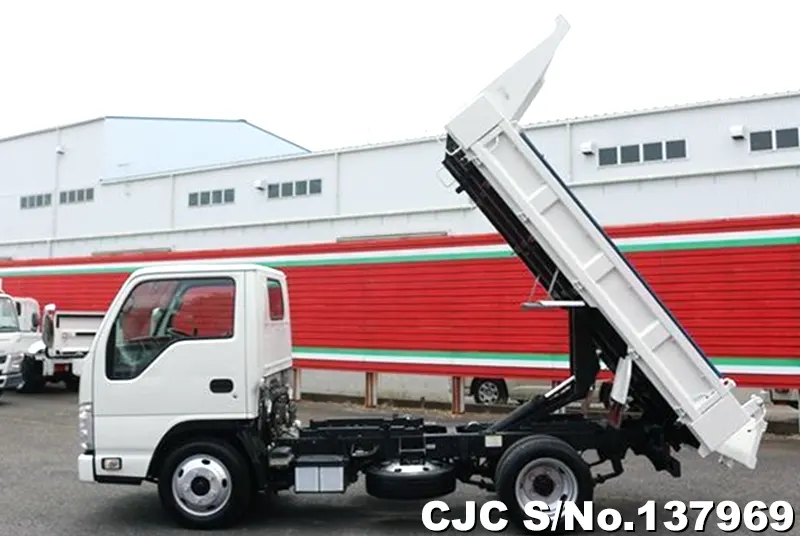 2019 Isuzu / Elf Stock No. 137969