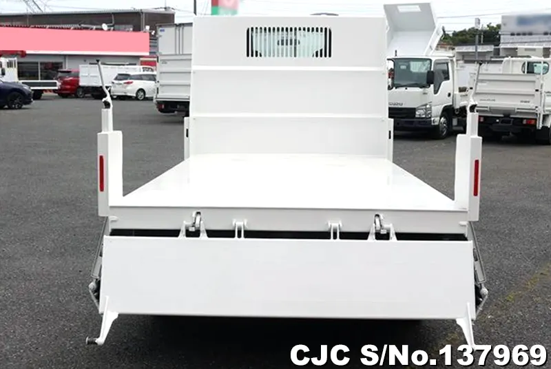 2019 Isuzu / Elf Stock No. 137969