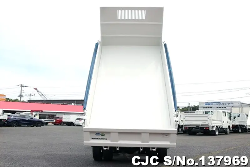 2019 Isuzu / Elf Stock No. 137969