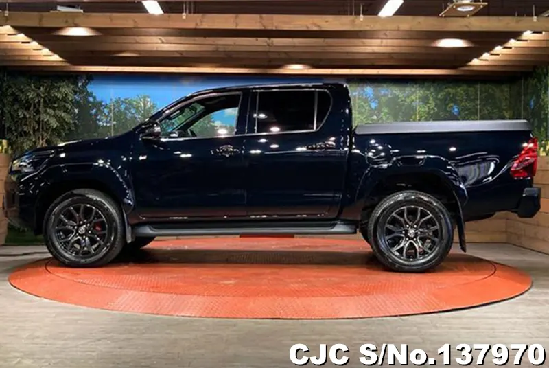 2024 Toyota / Hilux Stock No. 137970
