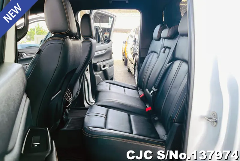 Ford Ranger in White for Sale Image 10