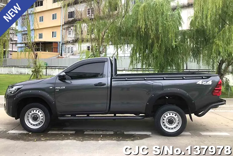 2023 Toyota / Hilux / Revo Stock No. 137978