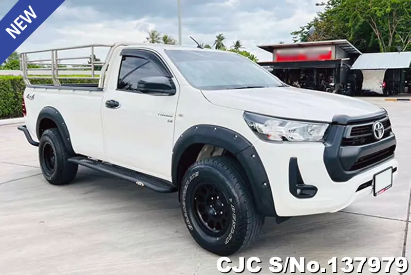 2021 Toyota / Hilux / Revo Stock No. 137979