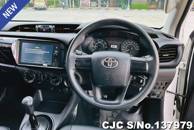 2021 Toyota / Hilux / Revo Stock No. 137979
