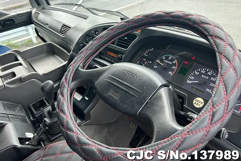 2013 Isuzu / Giga Stock No. 137989