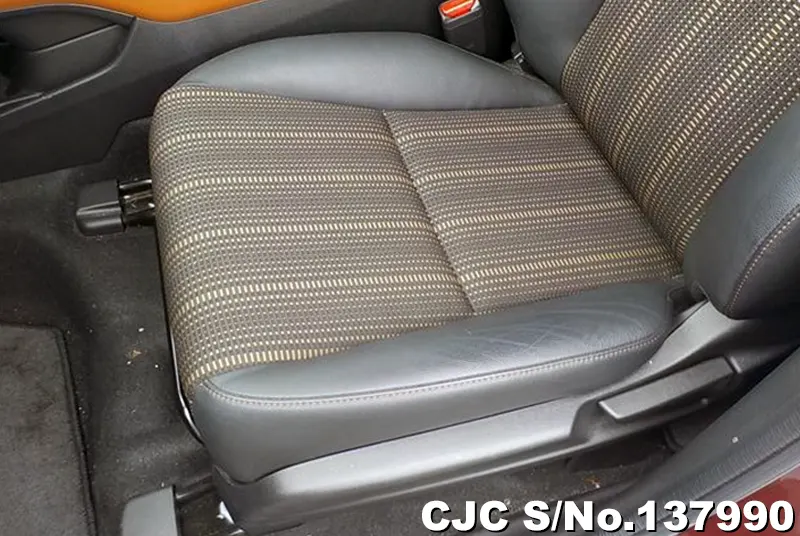 2015 Honda / Vezel Stock No. 137990