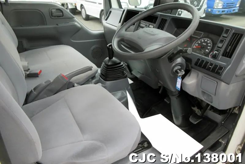 2015 Isuzu / Elf Stock No. 138001