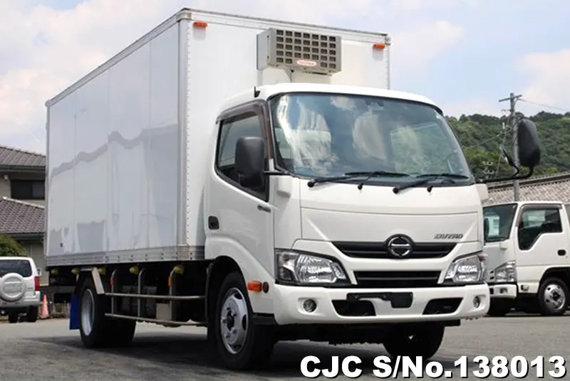 Hino / Dutro 2018
