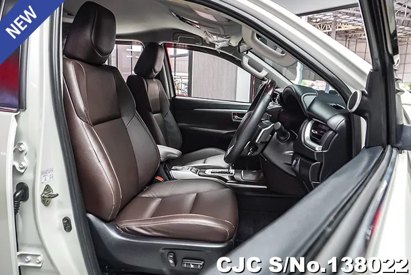 2020 Toyota / Fortuner Stock No. 138022