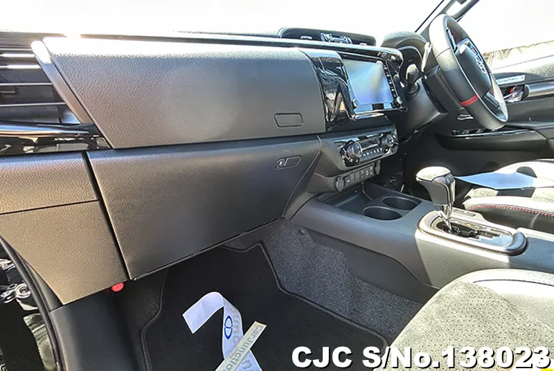 2024 Toyota / Hilux Stock No. 138023