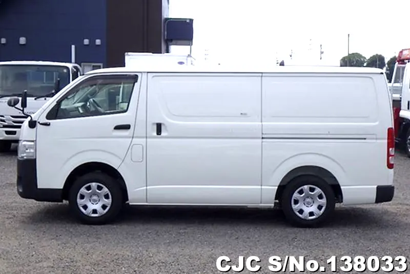 2020 Toyota / Hiace Stock No. 138033