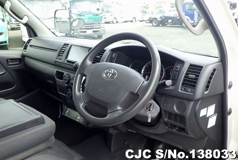 2020 Toyota / Hiace Stock No. 138033
