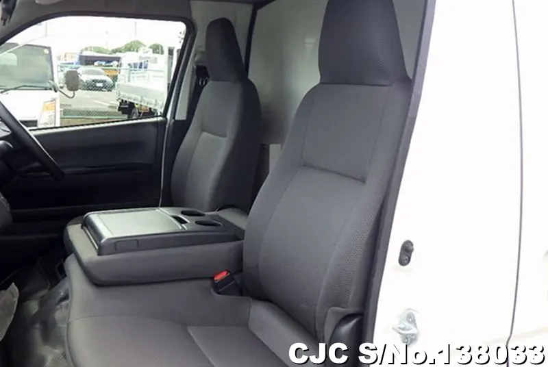 2020 Toyota / Hiace Stock No. 138033