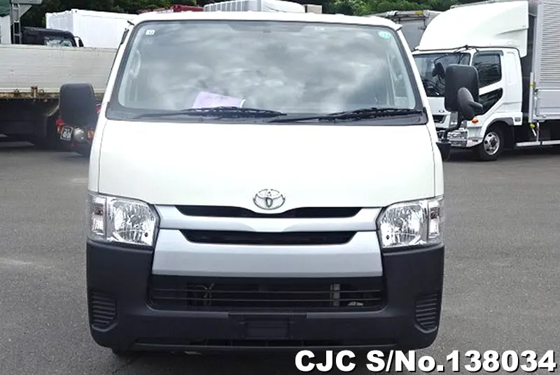2019 Toyota / Hiace Stock No. 138034