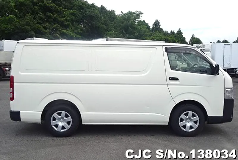 2019 Toyota / Hiace Stock No. 138034