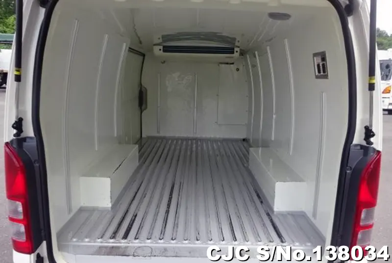 2019 Toyota / Hiace Stock No. 138034