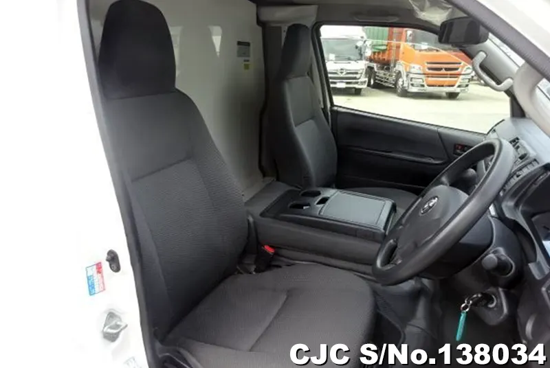 2019 Toyota / Hiace Stock No. 138034