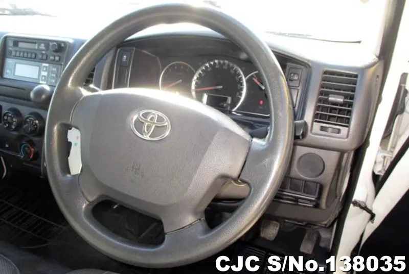 2018 Toyota / Hiace Stock No. 138035