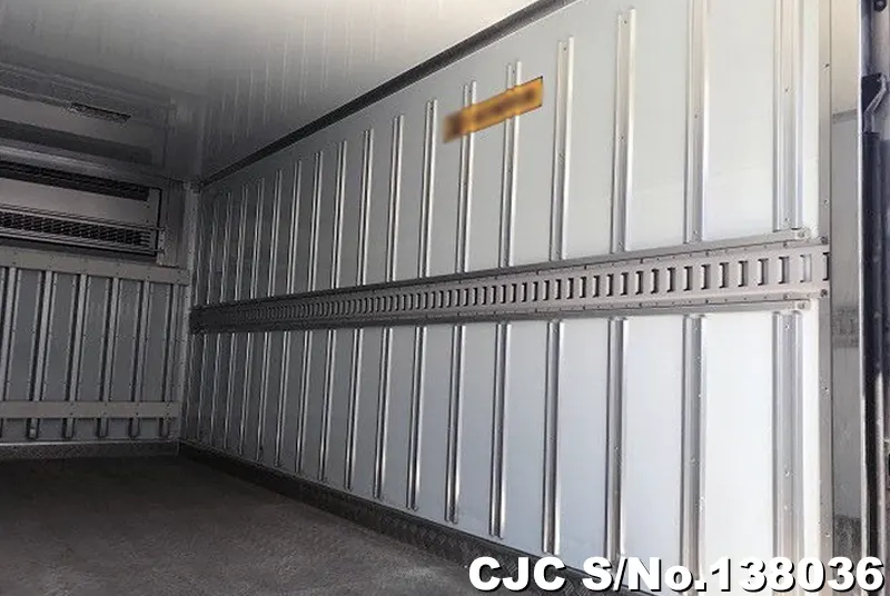 2019 Isuzu / Elf Stock No. 138036