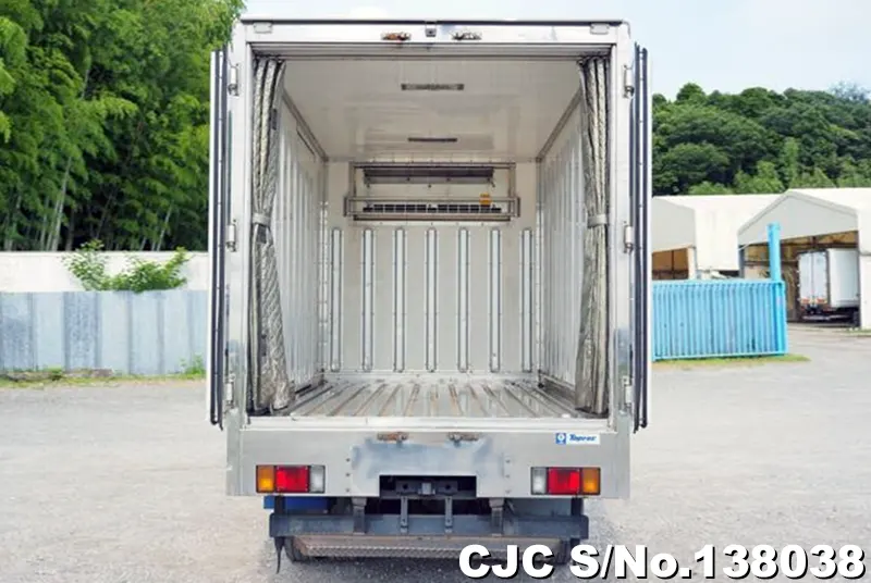 2009 Isuzu / Elf Stock No. 138038