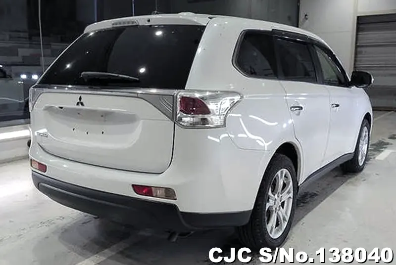 2013 Mitsubishi / Outlander Stock No. 138040
