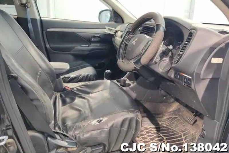 2013 Mitsubishi / Outlander Stock No. 138042