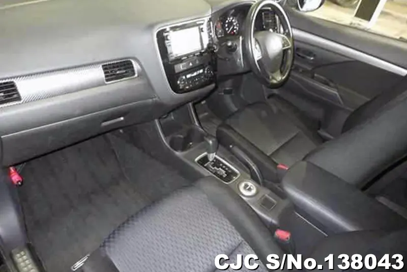2013 Mitsubishi / Outlander Stock No. 138043