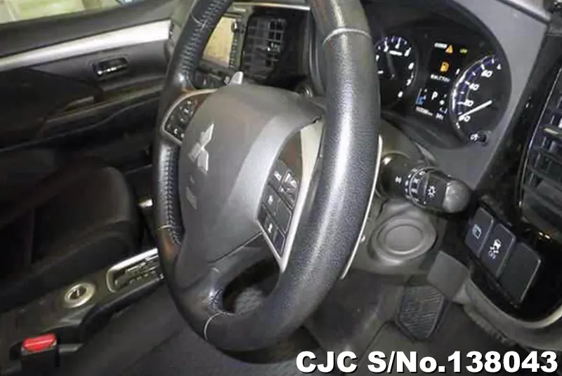 2013 Mitsubishi / Outlander Stock No. 138043