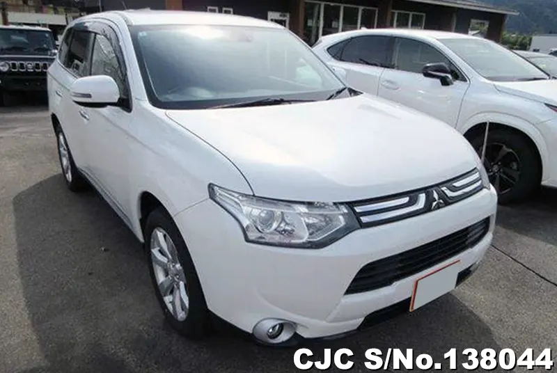 2013 Mitsubishi / Outlander Stock No. 138044