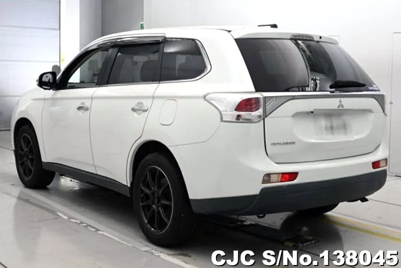 2013 Mitsubishi / Outlander Stock No. 138045