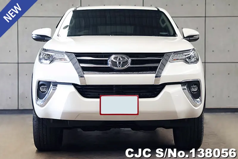 2018 Toyota / Fortuner Stock No. 138056
