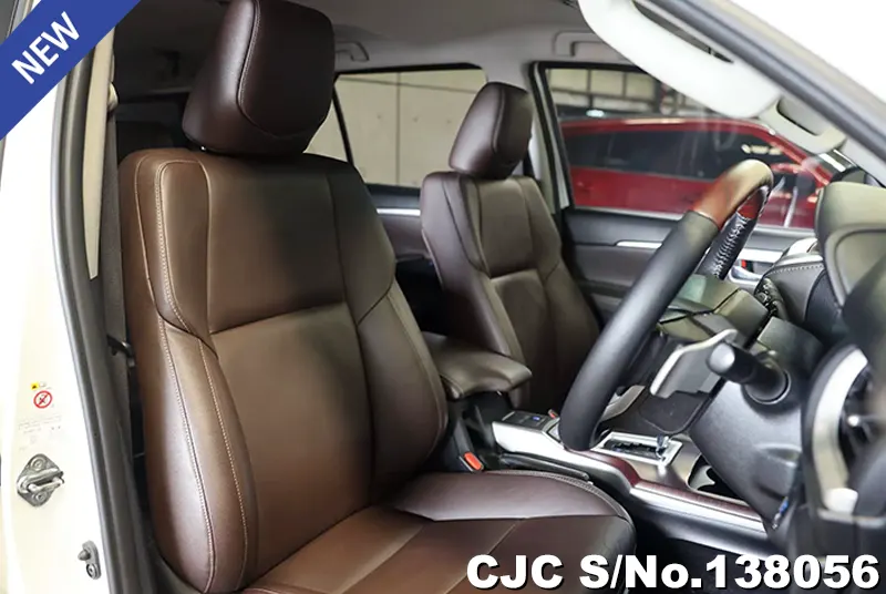 2018 Toyota / Fortuner Stock No. 138056