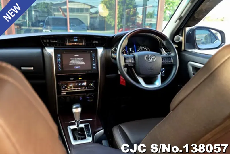 2018 Toyota / Fortuner Stock No. 138057
