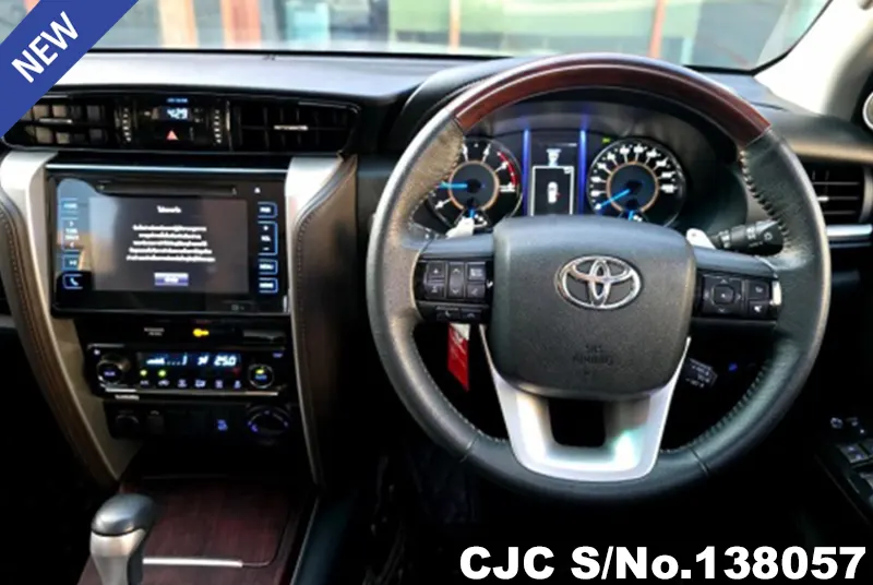 2018 Toyota / Fortuner Stock No. 138057