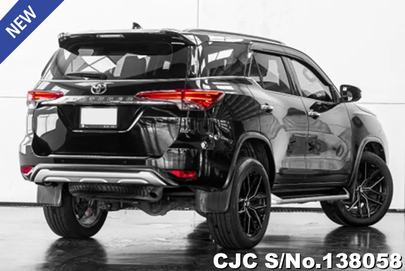 2018 Toyota / Fortuner Stock No. 138058