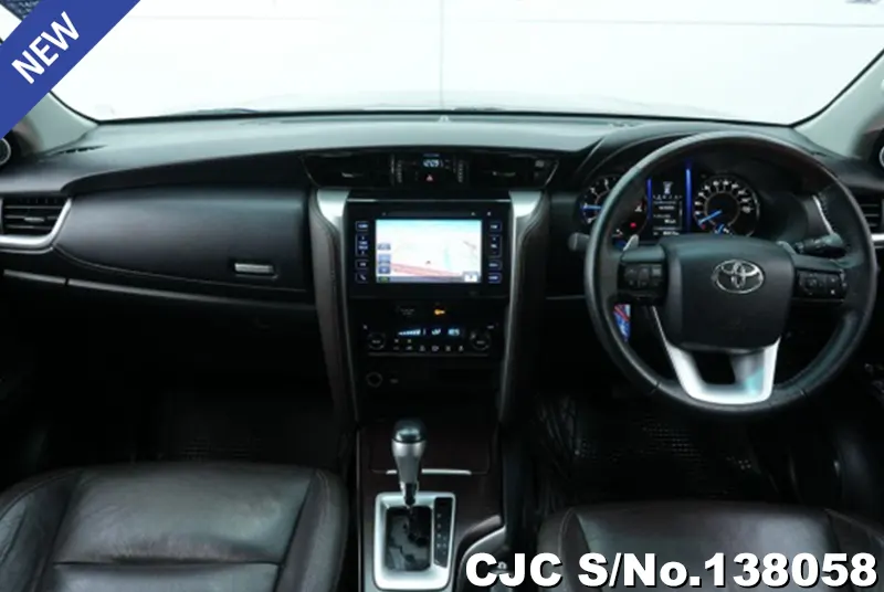 2018 Toyota / Fortuner Stock No. 138058