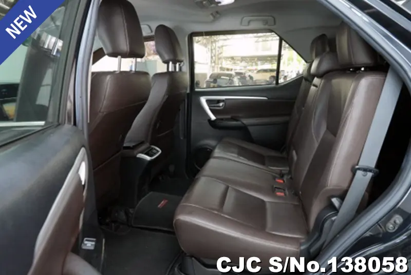 2018 Toyota / Fortuner Stock No. 138058