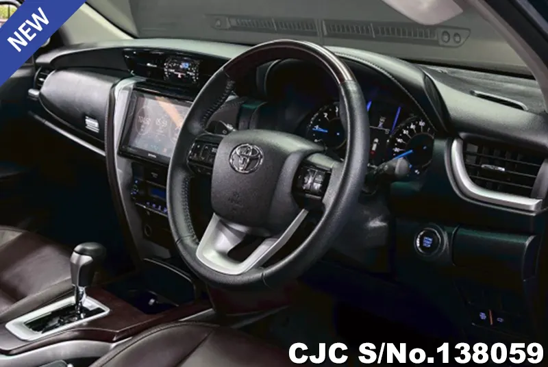 2018 Toyota / Fortuner Stock No. 138059
