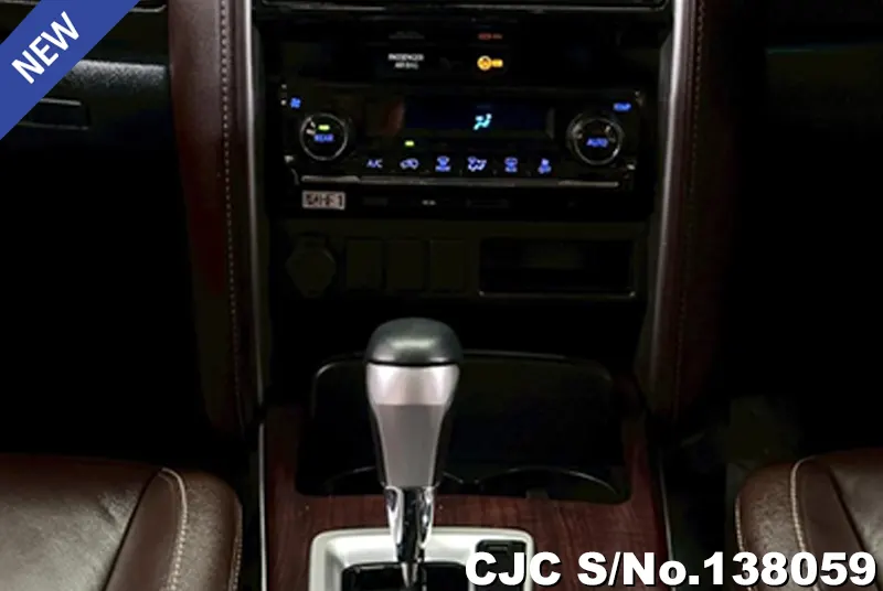 2018 Toyota / Fortuner Stock No. 138059