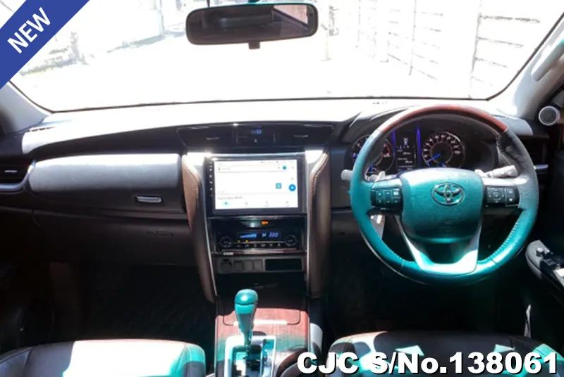 2019 Toyota / Fortuner Stock No. 138061